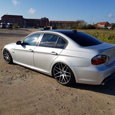 BMW 325i