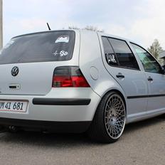 VW GOLF IV (Tidligere bil)
