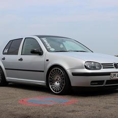 VW GOLF IV (Tidligere bil)