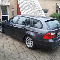 BMW 320d touring e91