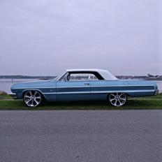 Chevrolet Impala hardtop