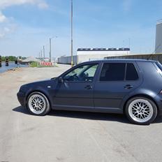 VW Golf 4 1.6 SR