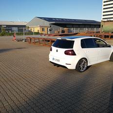 VW 1.6 FSI (GTI/r32