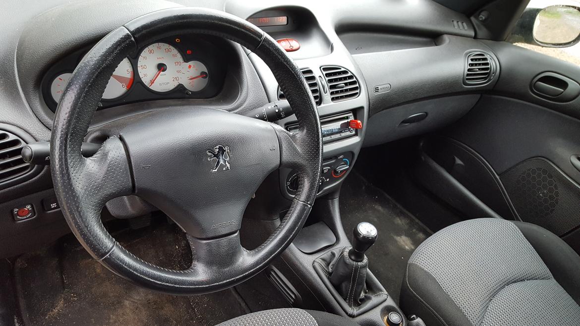 Peugeot 206 2.0 hdi Performance S

 billede 8