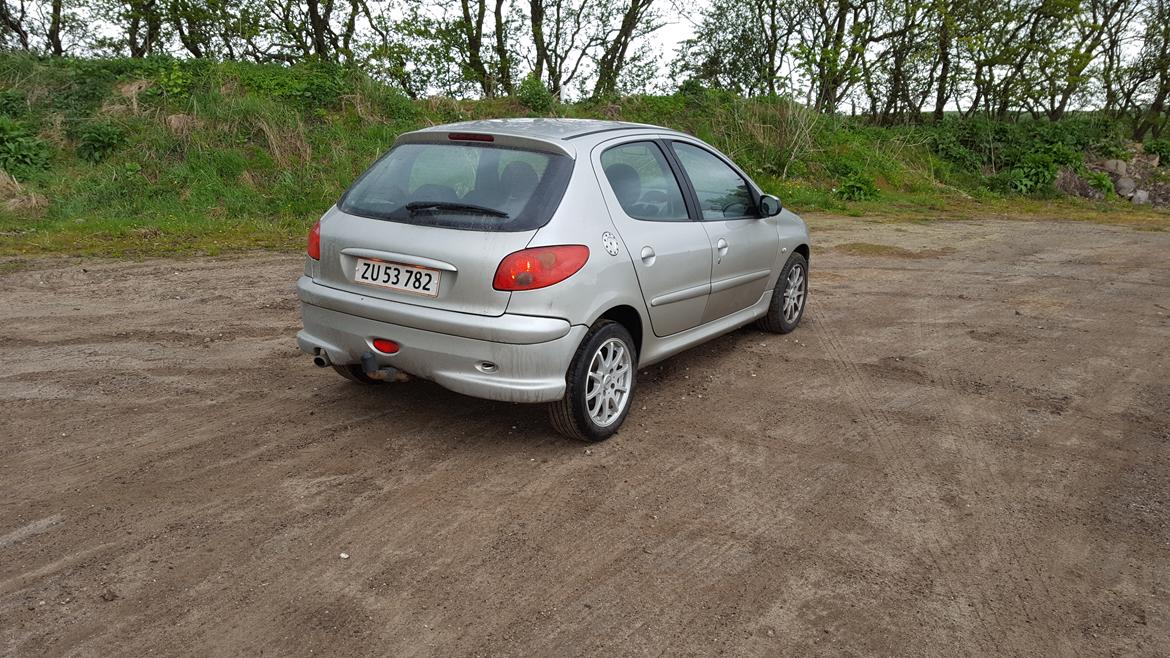 Peugeot 206 2.0 hdi Performance S

 billede 2