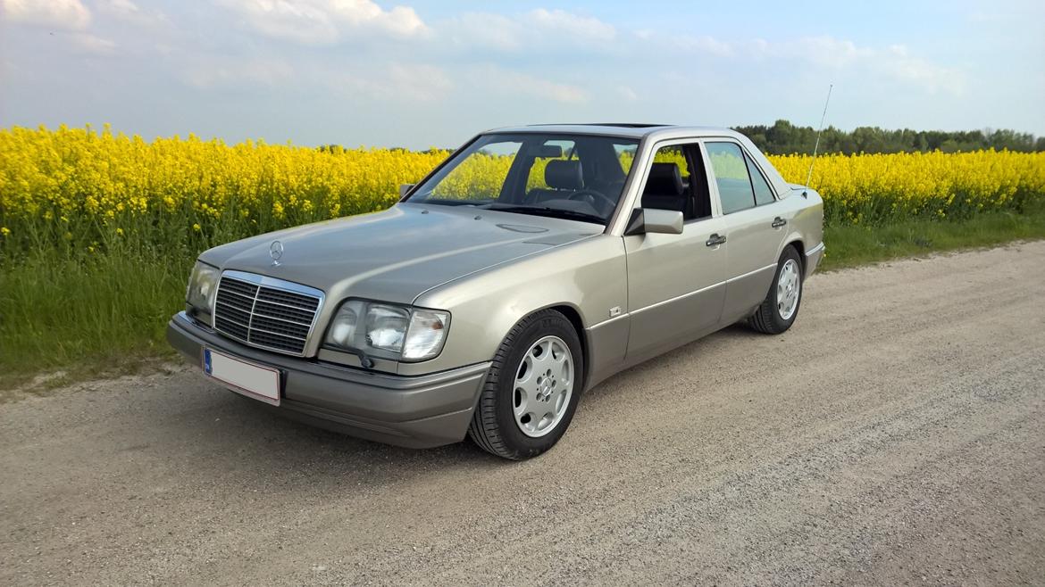 Mercedes Benz 300E billede 1