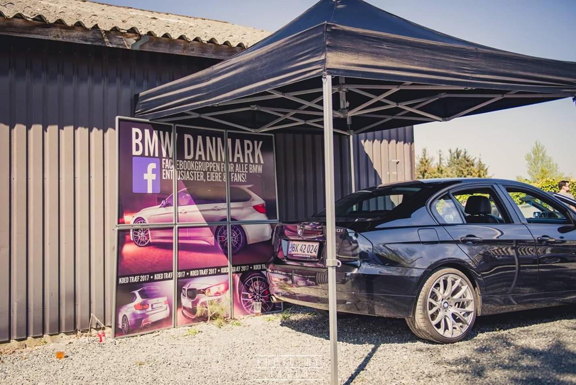 BMW E90 320i billede 2