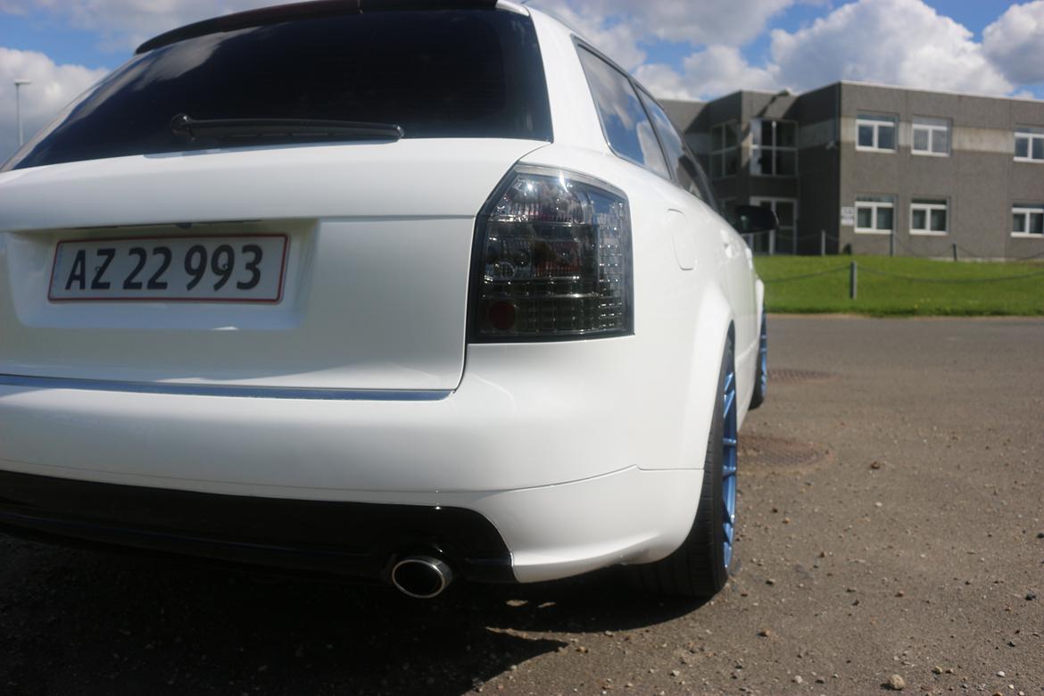 Audi A4 B6 2,4 V6 Avant "TOTALSKADET" billede 9