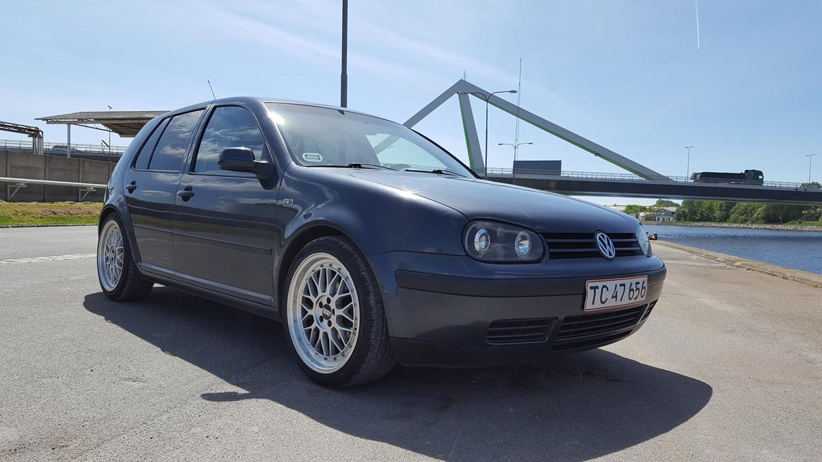 VW Golf 4 1.6 SR billede 2