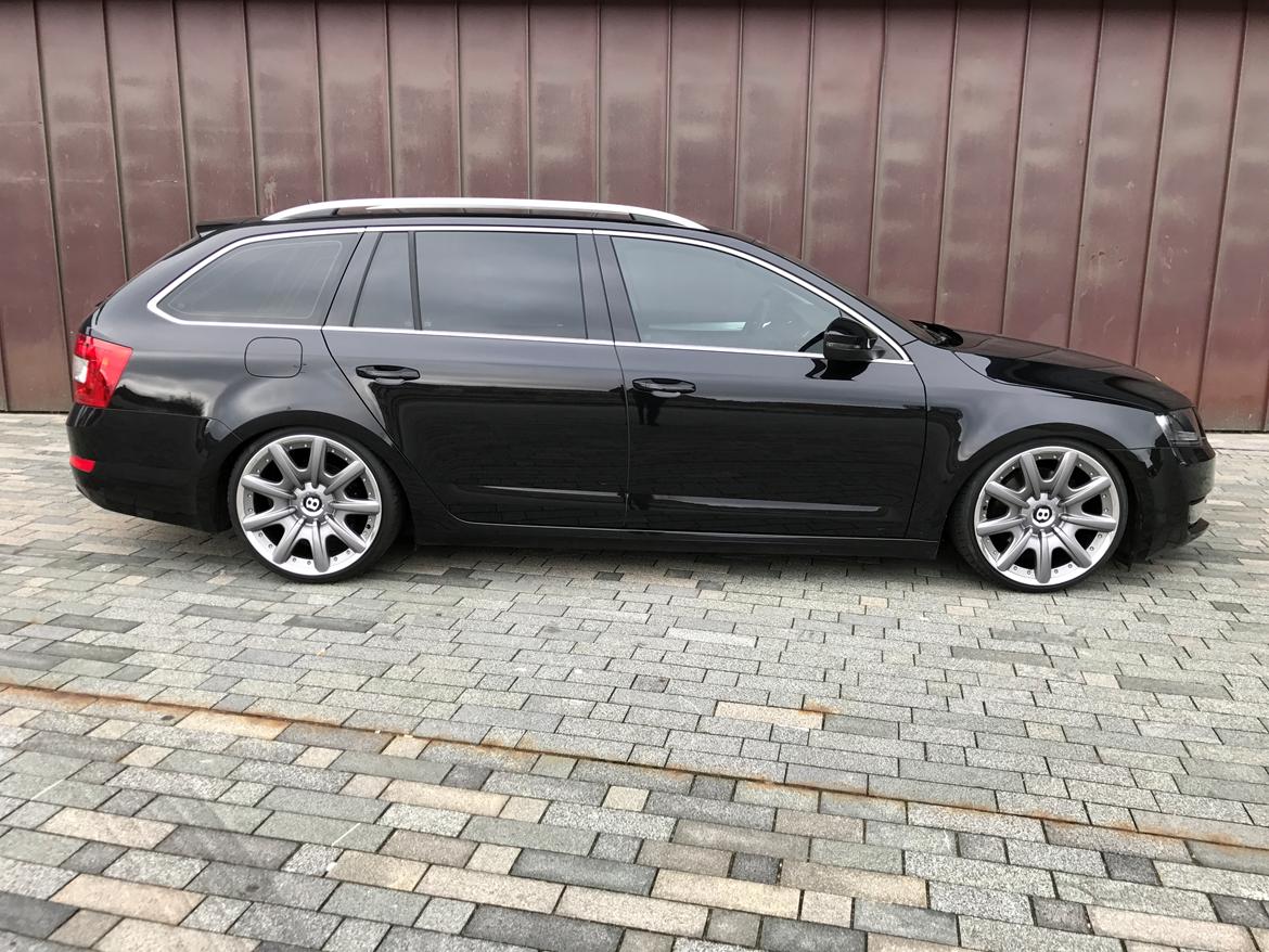 Skoda Octavia Combi Style 1.8 TSI DSG billede 2