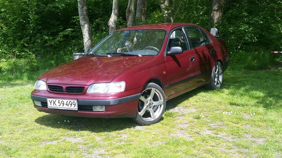 Toyota Carina E billede 1