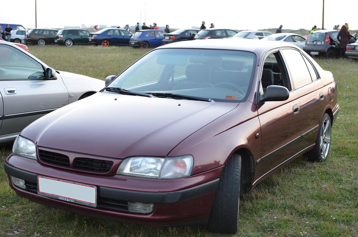 Toyota Carina E billede 3
