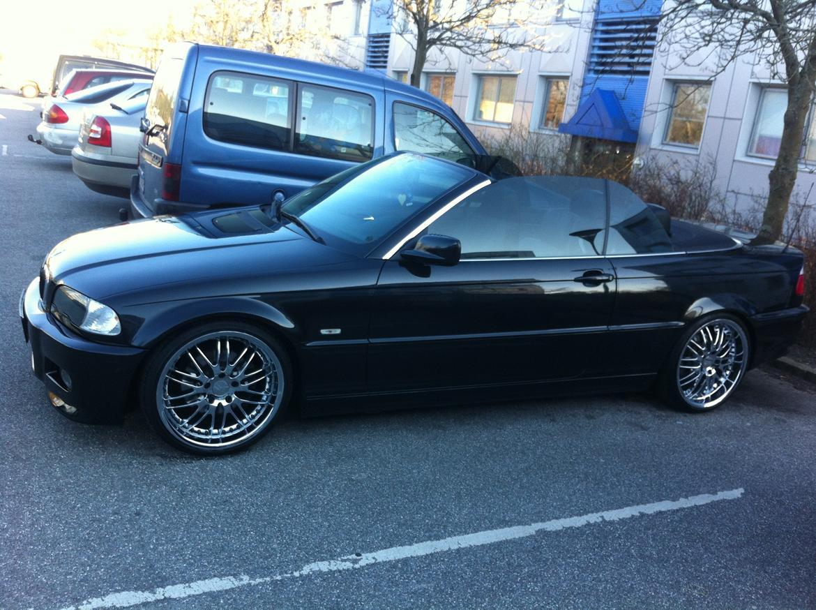 BMW 323 Cabriolet  billede 2