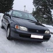 Toyota carina e