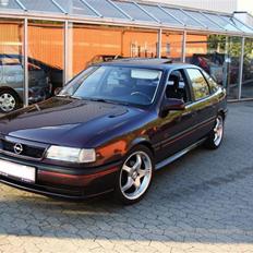 Opel     Vectra 2.0 16V GT