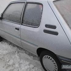 Peugeot 205 [SOLGT]