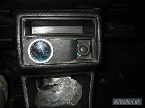 VW Golf 2 gtd solgt - her er min autogauge manometer så fed billede 7