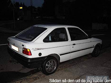 Ford Escort -RIP- - Sådan så den sådan set ud da jeg fik den.. har da prøvet at gøre det pænere siden :) billede 6