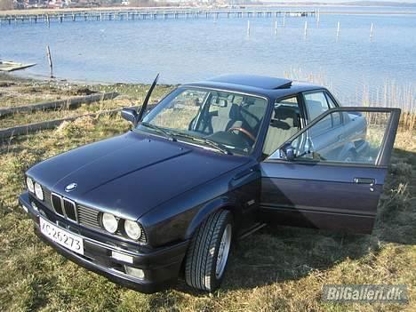 BMW 325i edition billede 1