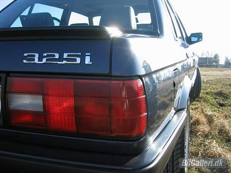 BMW 325i edition billede 3