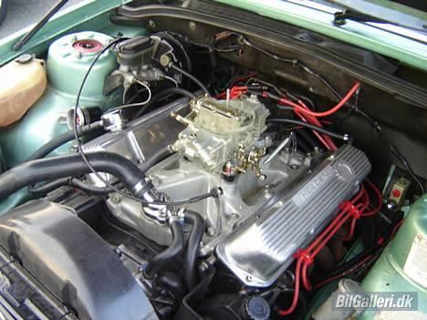 Opel Ascona B 2,4 - Holdens egen V-8 med alle taenkelige modifikationer inden for gadebrug. Desvaerre stadig med en for lille karb. 350 KW paa baghjulene billede 12