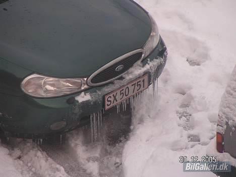 Ford Mondeo 2,0  Expressiv billede 13