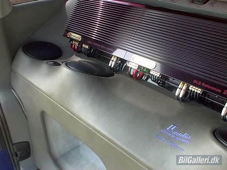 VW Caravelle *VMax* - DLS UP6 x 2 billede 13