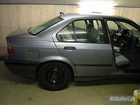 BMW 320i e36 (Solgt) billede 1