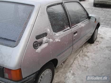 Peugeot 205 [SOLGT] billede 6