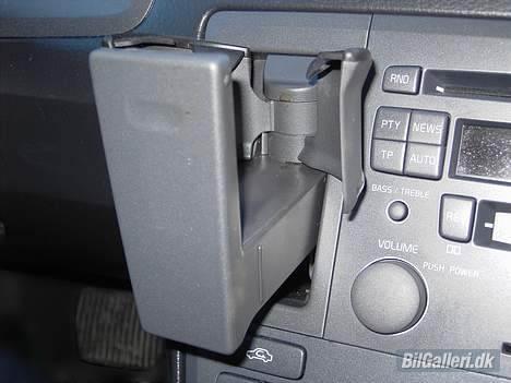 Volvo V70 2,4 TURBO - Kopholder, er ekstraudstyr :P billede 8