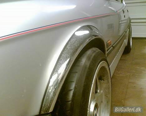 BMW E30 --- SOLGT! billede 5