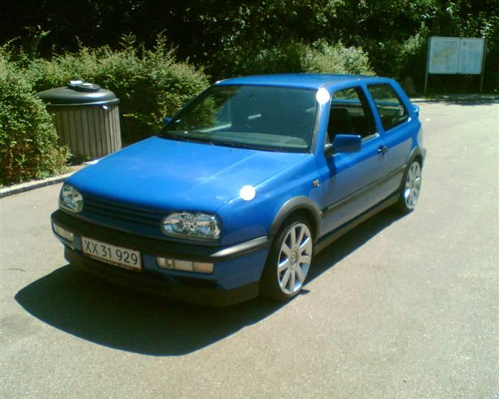 VW Golf GTI 8v *solgt* billede 1