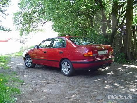 Toyota Carina E billede 9