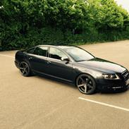 Audi A6 2.4 V6