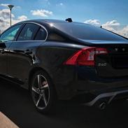 Volvo S60 D4 R-Design