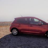 Peugeot 208 Envy Sky