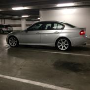 BMW E90