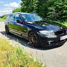 BMW E91 335D LCI