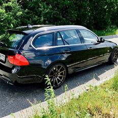 BMW E91 335D LCI
