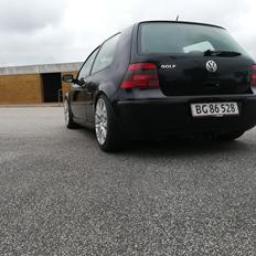 VW Golf 4