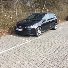 VW Golf v GTI