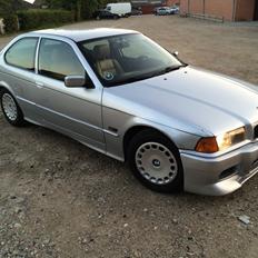 BMW 316i Compact E36