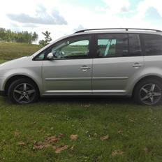 VW Touran Van