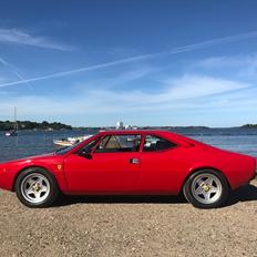 Ferrari 308 GT4 Dino