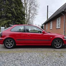 Honda Civic 1,6 Vti Hatchback