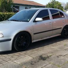 Skoda octavia 1.9.tdi Rs 5d skrottet