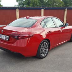 Alfa Romeo Giulia Super