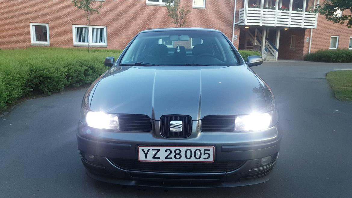 Seat Leon 1.9 TDI 110 Signo *SOLGT* billede 8