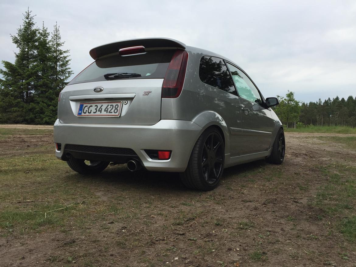 Ford Fiesta ST - SOLGT billede 4