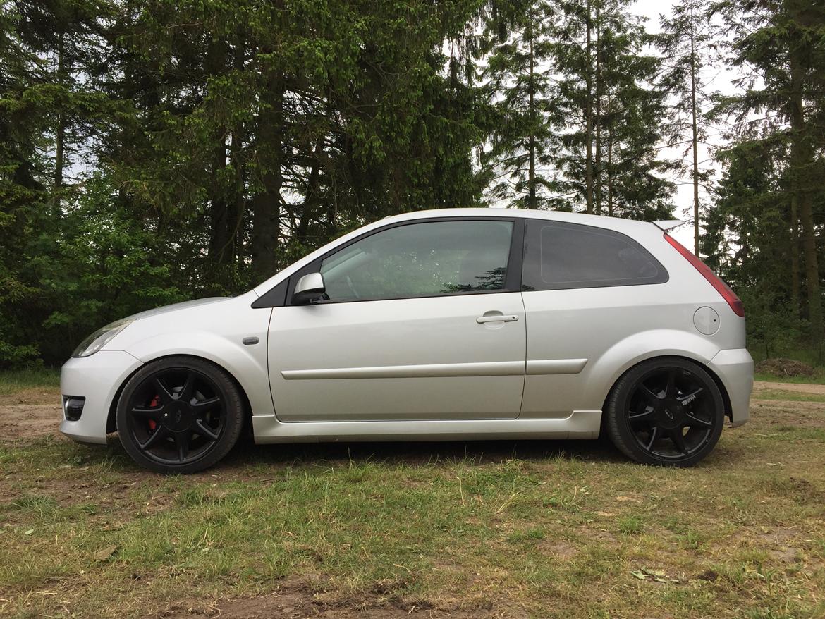 Ford Fiesta ST - SOLGT billede 2